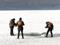Під час виходу на відкриту водойму рятувальники рекомендують брати із собою мотузку та жилет