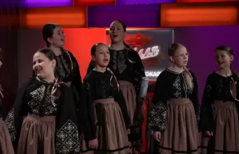 Вокальний ансамбль “Unity” – Вийди, вийди Іваночку | Live – Music for Ukraine